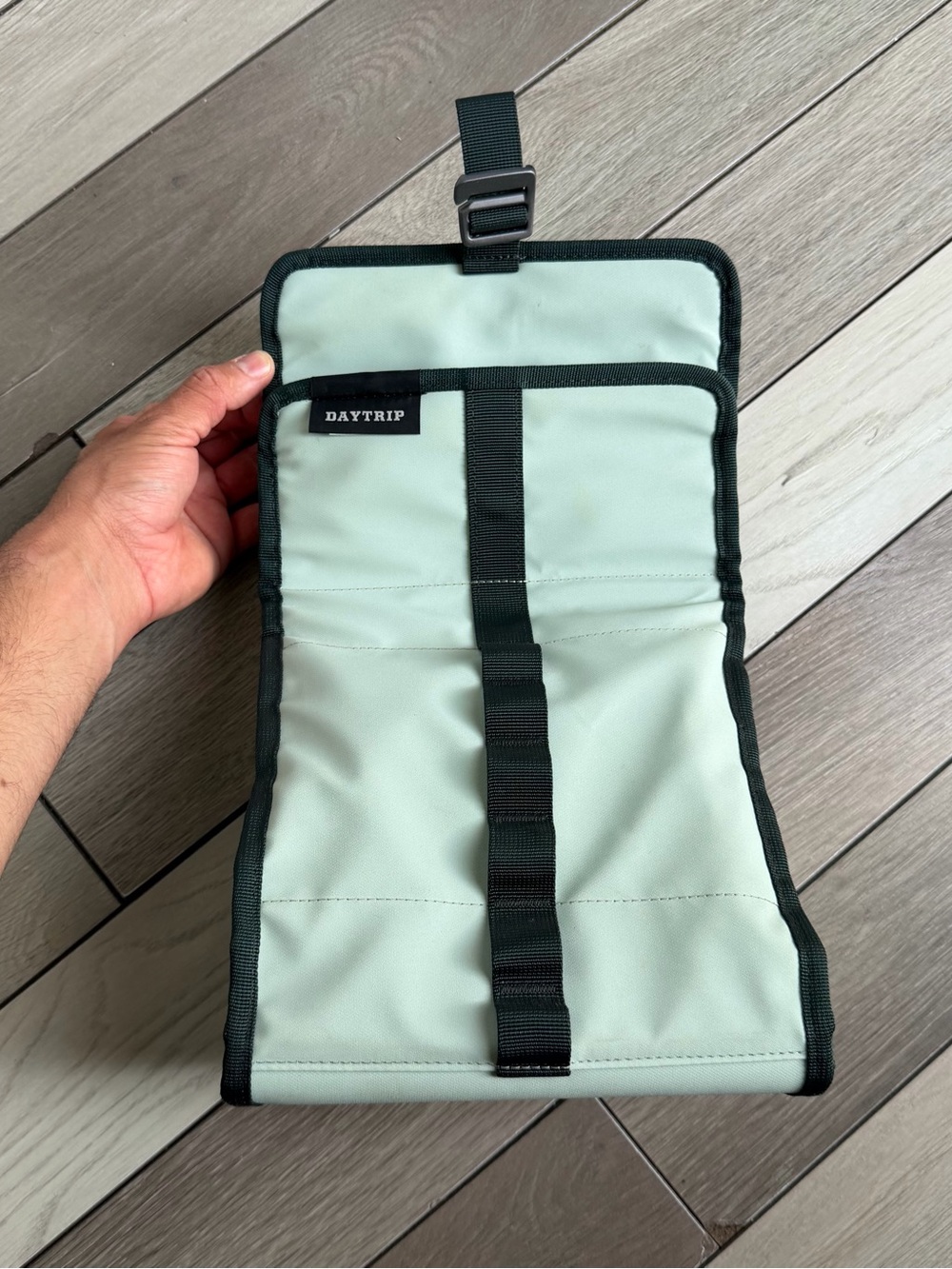 YETI Daytrip Lunch Bag in a retired light green shade - Picture 5 of 7